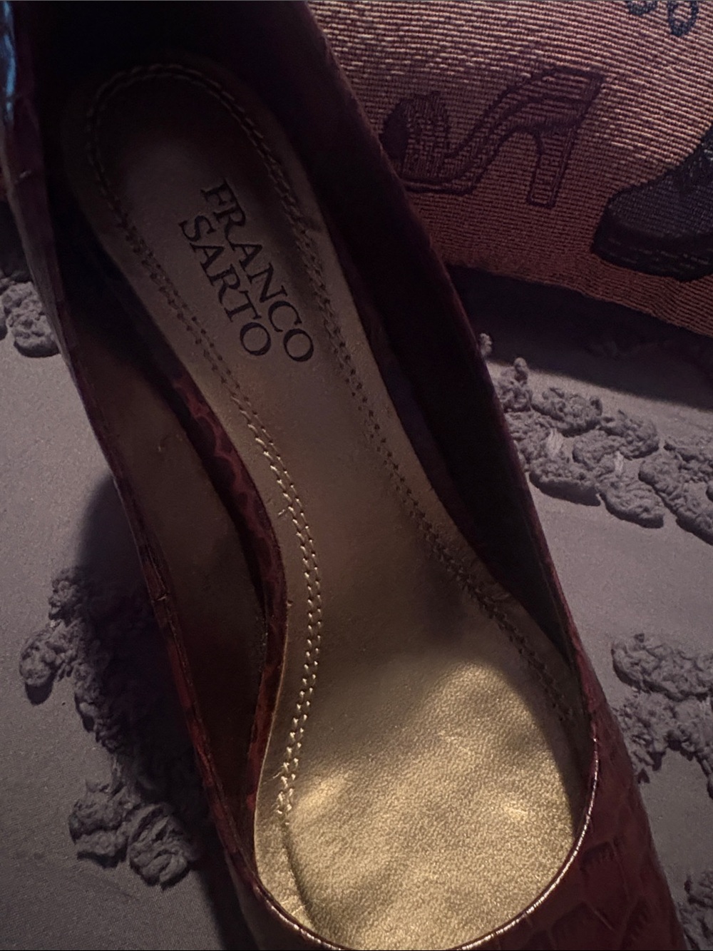 Franco Sarto Croc-Embossed  choc Pumps - Picture 8 of 10